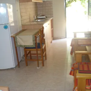 Aparthotel Maria, Lourdata (Kefalonia)